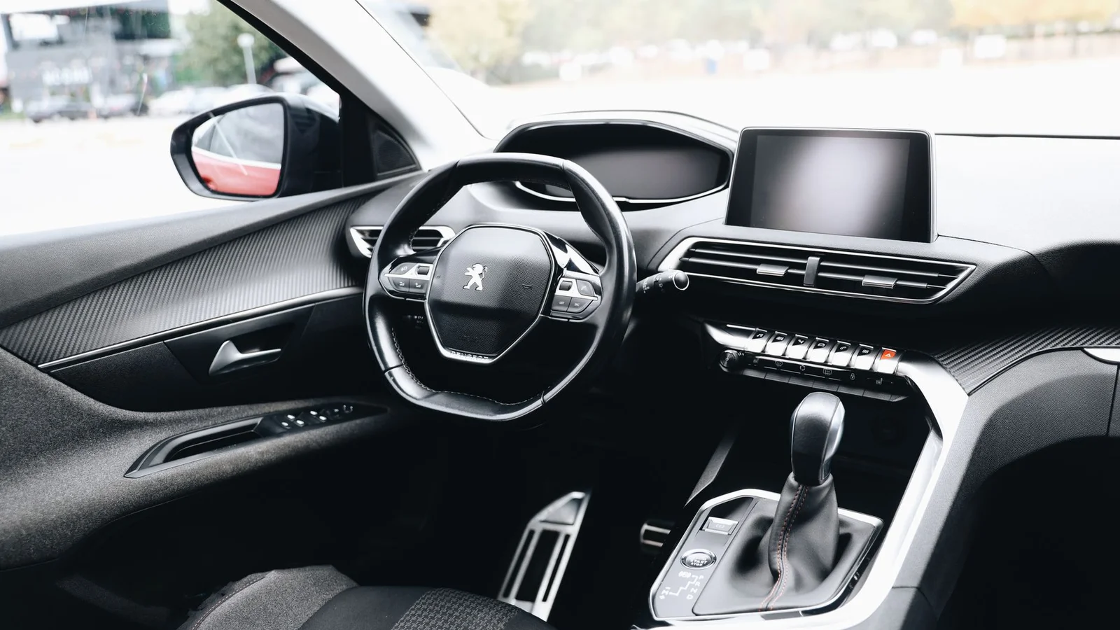 Коробка Ford PowerShift із демонтованим мехатроніком на верстаку